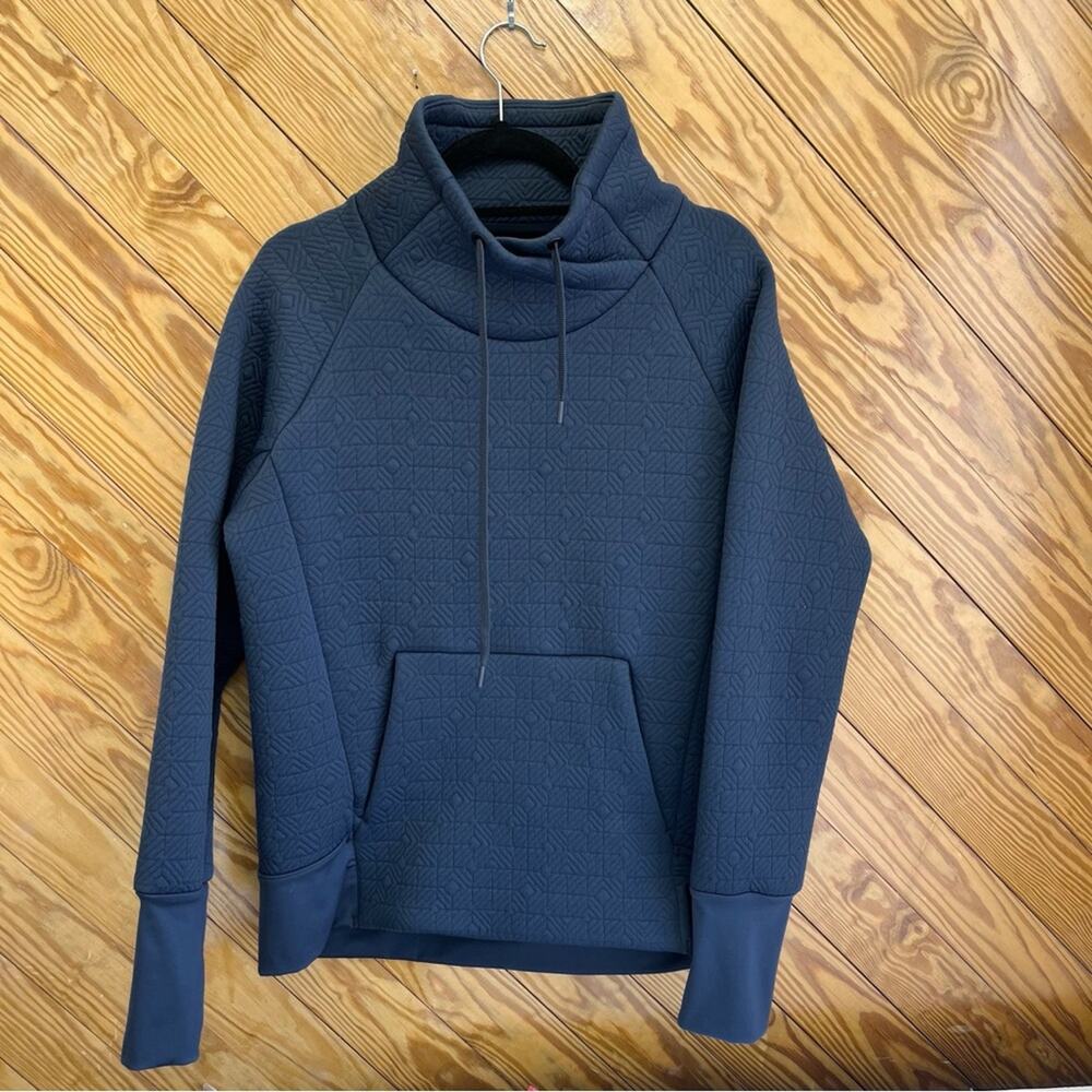 Athleta Jacquard Elevation Quilted Oversized Pullover Sweatshirt - Picture 5 of 5